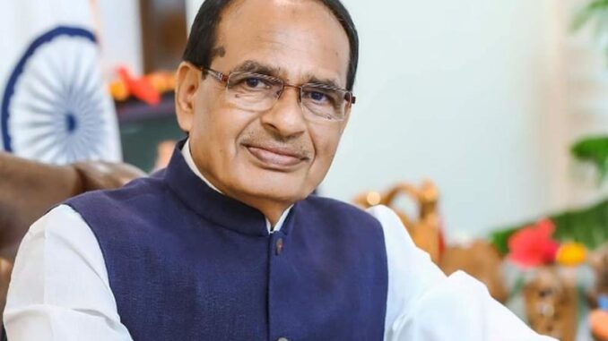Giving farmers a crop insurance claim of five rupees is a cruel joke: Shivraj Chouhan