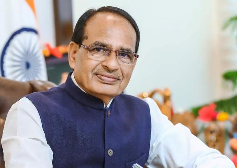Giving farmers a crop insurance claim of five rupees is a cruel joke: Shivraj Chouhan"