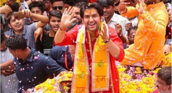 फरीदाबाद पहुंची बाबा बागेश्वर की पदयात्रा, मंत्री मनोहर लाल समेत ये लोग हुए शामिल